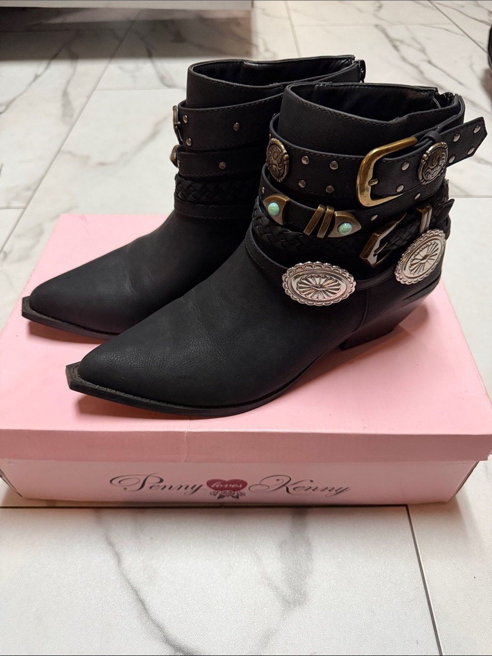 Penny Loves Kenny Boots Size 9